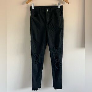 American Eagle Black Ripped Skinny Jeans | Size 2 | Edgy & Chic
